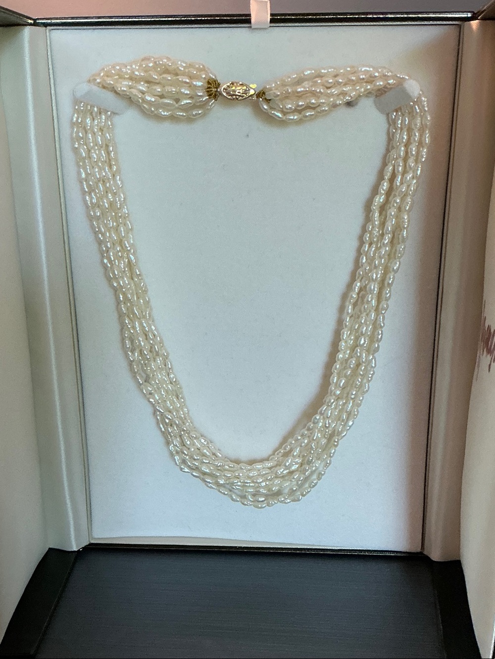 Vintage Multi-Strand Cream Pearl Necklace in Original Vintage John Wanamaker Box
